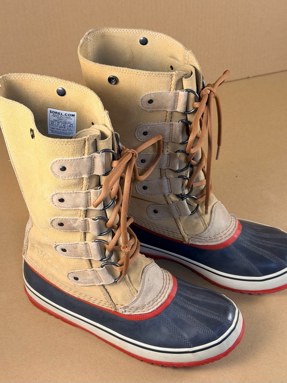 SOREL Joan of Arctic Women’s 9.5Tan Leather Waterproof Winter Boots (no Fur)